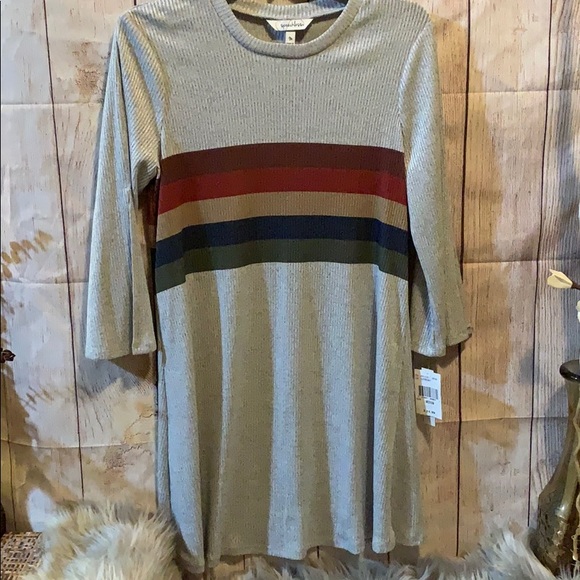 Ladies size medium juniors long sleeve dress - Picture 8 of 8